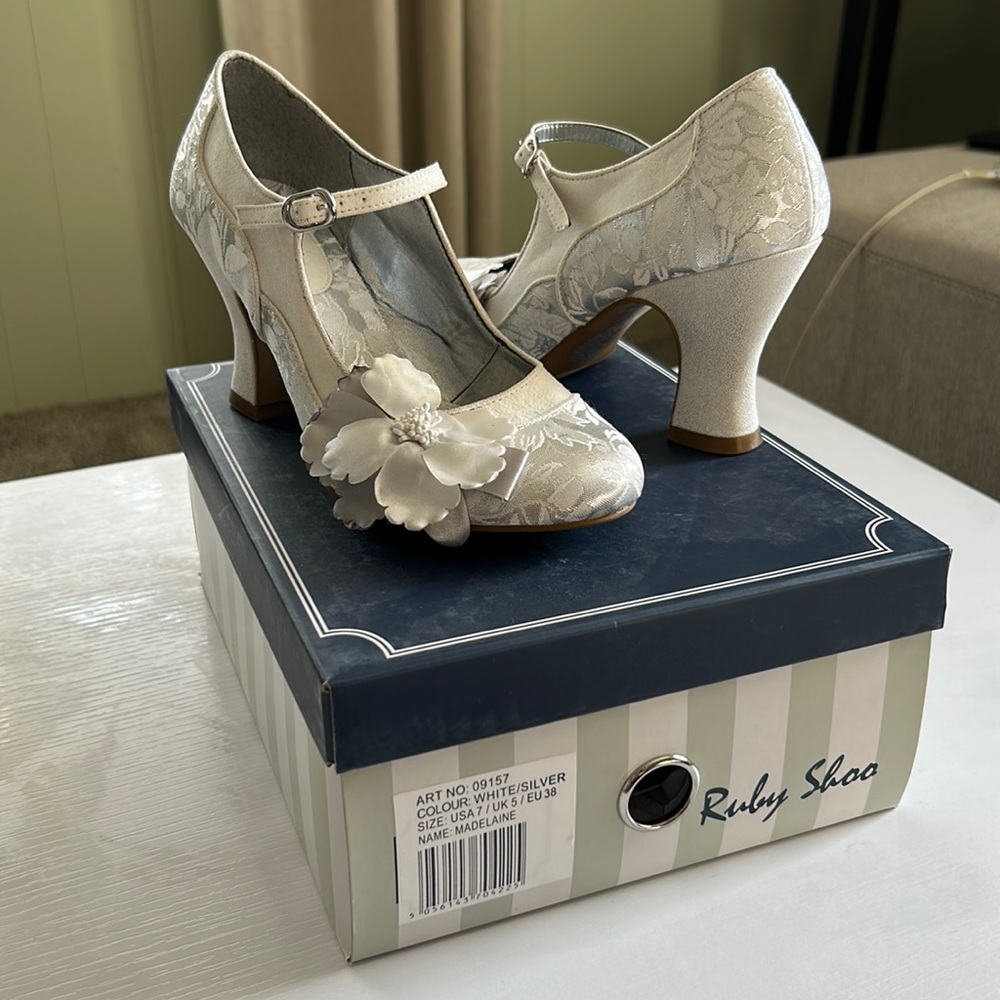 Ruby Shoo, Size 7